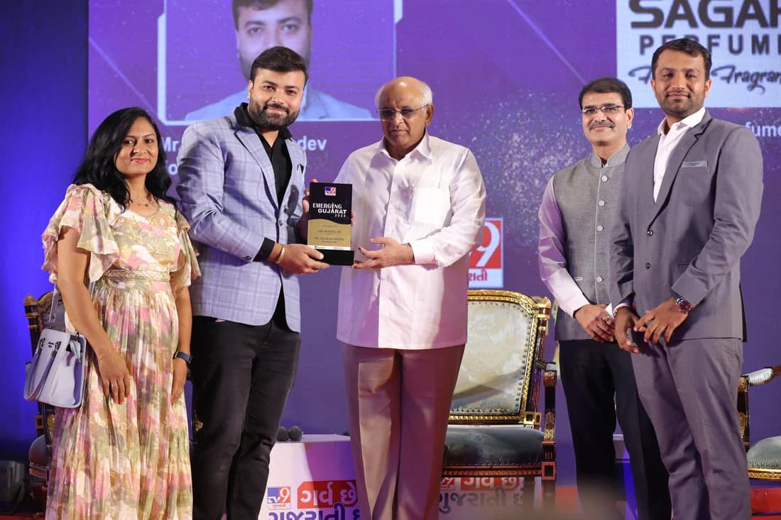 Sagar Perfume is awarded by Gujarat’s C.M on 16 sept 2023 At Emerging Gujrat.